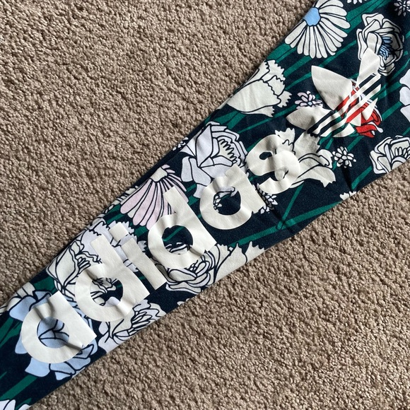 adidas floral leggings - Picture 3 of 10